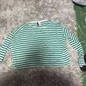 Pullover cropped sweater